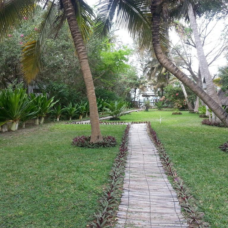 Palmeiras Lodge Vilanculos Kültér fotó